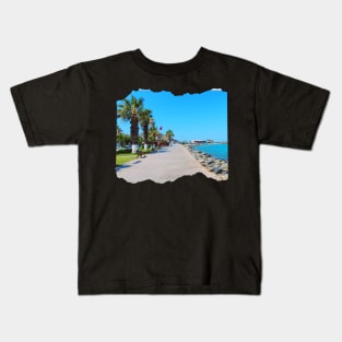 Beautiful photography of ocean, palm trees and blue sky Kids T-Shirt